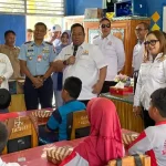 Dukung Program Presiden, Lanud Haluoleo Kendari Gandeng Kadin Sultra Salurkan Makan Bergizi Gratis
