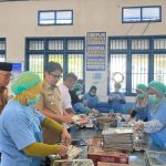 Bupati Koltim Tinjau Langsung Program MBG di Tirawuta: Komitmen untuk Anak Sehat dan Cerdas