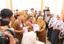 Gubernur Sultra Dukung Inovasi Pendidikan di Baubau, Dorong Kemandirian SMK Melalui Produksi Seragam Sekolah
