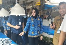 Wali Kota Kendari Sidak Empat Pasar Jelang Lebaran, Stok Bahan Pokok Aman dan Harga Terpantau Naik