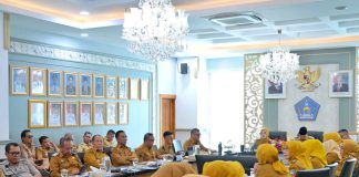 Pimpin Rapat Evaluasi, Wali Kota Kendari Dorong Optimalisasi PAD, Investasi, dan Pelayanan Publik yang Responsif.