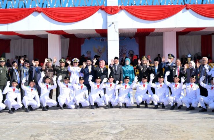 Ketua dan Wakil Ketua DPRD Kendari Hadiri Upacara Hari Lahir Pancasila Tingkat Kota Kendari