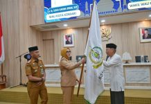 Wali Kota Kendari Lepas Kafilah MTQ Ke-XXXI ke Kabupaten Konawe dan Serahkan Dana Hibah Rumah Ibadah