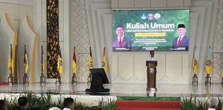 Kuliah Umum di UHO, Menteri Amran Bagikan Kisah Perjuangan dari Sultra ke Kabinet