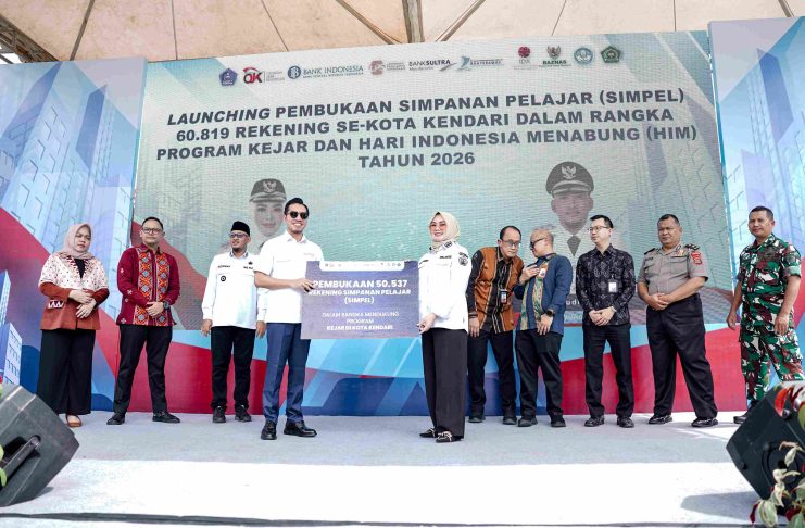 Dukung Inklusi Keuangan Sejak Dini, Bank Sultra Salurkan 50.537 Rekening Simpel pada Peluncuran Program KEJAR Pemkot Kendari
