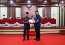 Gubernur Sultra Serahkan Ranperda Pertanggungjawaban Pelaksanaan APBD Tahun Anggaran 2025 kepada DPRD
