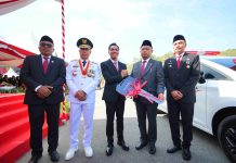 Momen HUT ke-81 RI, Bank Sultra Serahkan Bantuan Mobil Jenazah Gratis untuk RSUD Bahteramas