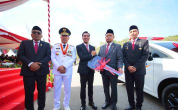Momen HUT ke-81 RI, Bank Sultra Serahkan Bantuan Mobil Jenazah Gratis untuk RSUD Bahteramas