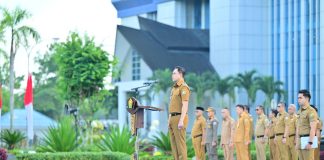 Pimpin Apel Gabungan, Pj. Sekda Sultra Ajak ASN Perkuat Sinergi dan Dedikasi Demi Pelayanan Terbaik