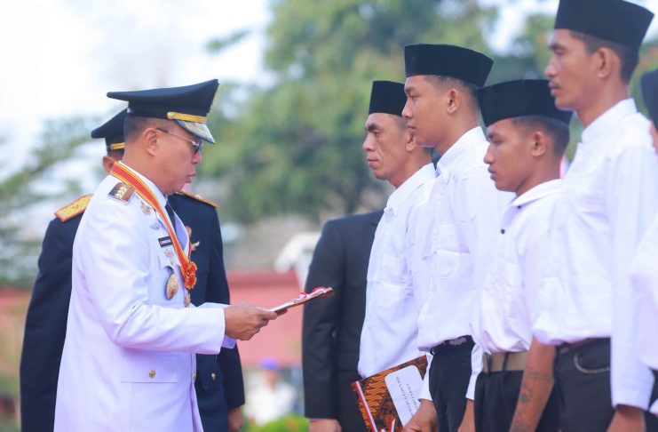 Gubernur Sultra Serahkan Remisi HUT ke-81 RI kepada 1.943 Warga Binaan