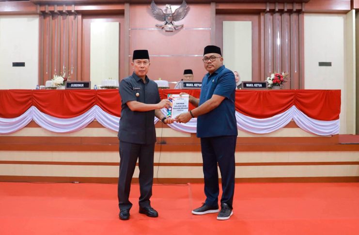 Gubernur Sultra Serahkan Perubahan KUA-PPAS 2026 kepada DPRD