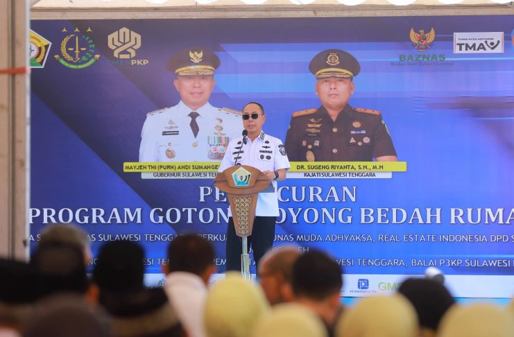 Gotong Royong Bedah Rumah Diluncurkan, Gubernur Sultra Sumbang Rp250 Juta