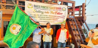 IKA SPP/SPMA Wawotobi Kukuhkan Dua Chapter dan Raker di Atas Kapal Phinisi