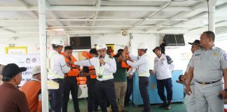 Jasa Raharja, KSOP Kendari dan ASDP Edukasi Keselamatan Penumpang KMP Bahteramas