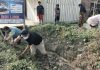 Sabtu Pagi, Anggota DPRD Kendari Muslimin Kerja Bakti Bersama Warga RT 12 Watubangga